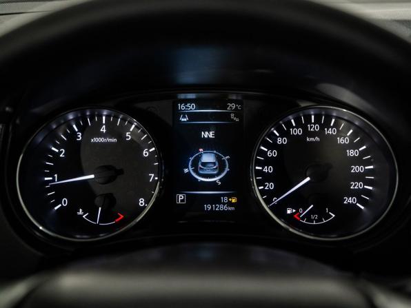 Nissan Qashqai II с пробегом 2016 года, цена 1 500 000 рублей, 191286 км, внедорожник, Автокод Объявления