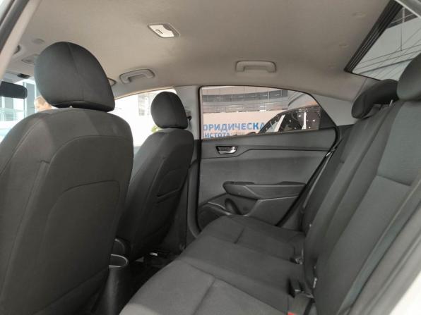Hyundai Solaris II Рестайлинг с пробегом 2021 года, цена 995 000 рублей, 186264 км, седан, Автокод Объявления