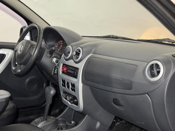 Renault Sandero I с пробегом 2013 года, цена 929 000 рублей, 110455 км, хэтчбек, Автокод Объявления