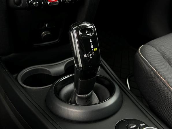 Mini Countryman II Рестайлинг с пробегом 2021 года, цена 2 615 800 рублей, 107462 км, внедорожник, Автокод Объявления