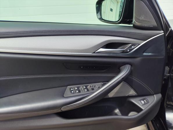 BMW 5 серии VII (G30/G31/G38) с пробегом 2019 года, цена 5 700 000 рублей, 65636 км, седан, Автокод Объявления