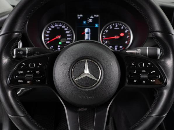 Mercedes-Benz C-Класс IV (W205) Рестайлинг с пробегом 2018 года, цена 2 439 000 рублей, 117724 км, седан, Автокод Объявления