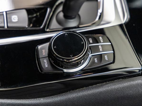 BMW 5 серии VII (G30/G31/G38) с пробегом 2017 года, цена 3 498 000 рублей, 66256 км, седан, Автокод Объявления