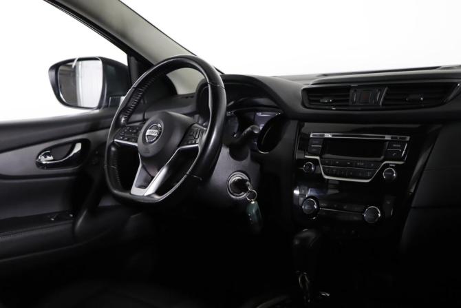 Nissan Qashqai II с пробегом 2019 года, цена 1 749 990 рублей, 56716 км, внедорожник, Автокод Объявления