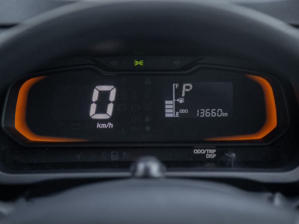 Daihatsu Mira e:S II с пробегом 2021 года, цена 900 000 рублей, 13500 км, хэтчбек, Автокод Объявления
