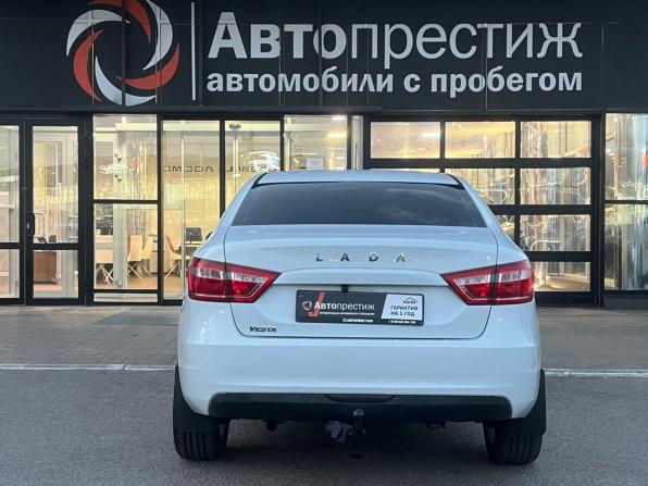 Lada (ВАЗ) Vesta I с пробегом 2021 года, цена 1 055 000 рублей, 133723 км, седан, Автокод Объявления