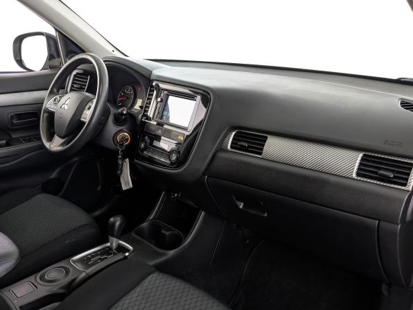 Mitsubishi Outlander III Рестайлинг 2 с пробегом 2015 года, цена 1 430 000 рублей, 178330 км, внедорожник, Автокод Объявления