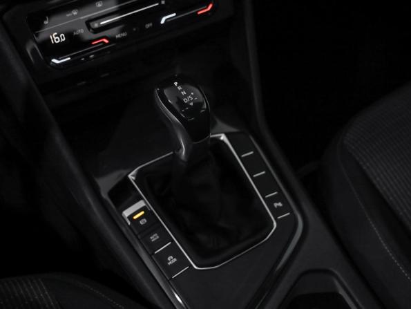 Volkswagen Tiguan II Рестайлинг с пробегом 2021 года, цена 2 569 000 рублей, 73728 км, внедорожник, Автокод Объявления