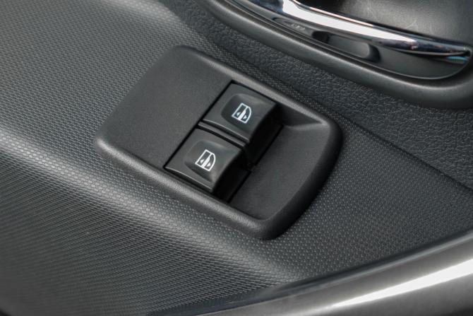 Renault Sandero II с пробегом 2018 года, цена 929 000 рублей, 66357 км, хэтчбек, Автокод Объявления