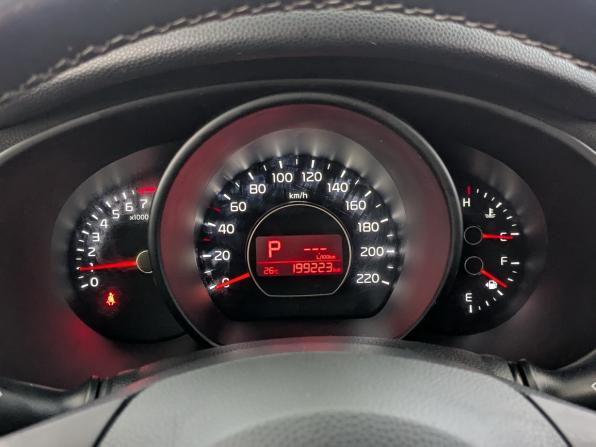 Kia Soul II Рестайлинг с пробегом 2017 года, цена 1 200 000 рублей, 199220 км, хэтчбек, Автокод Объявления