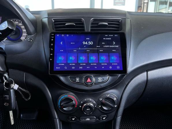 Hyundai Solaris I с пробегом 2012 года, цена 829 999 рублей, 182102 км, седан, Автокод Объявления