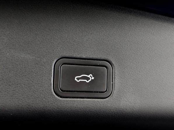 Geely Monjaro I с пробегом 2023 года, цена 2 995 000 рублей, 44990 км, внедорожник, Автокод Объявления
