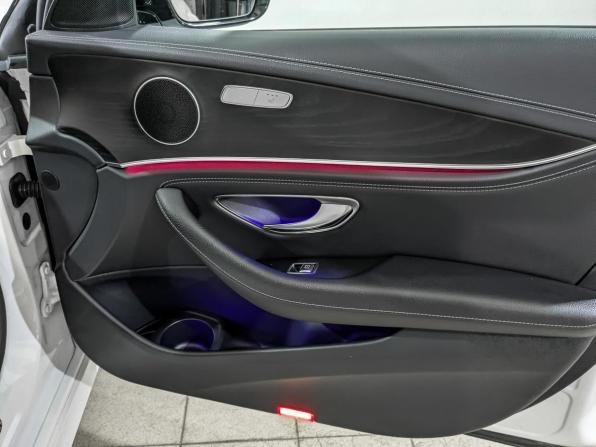 Mercedes-Benz E-Класс V (W213 S213 C238) Рестайлинг с пробегом 2021 года, цена 4 150 000 рублей, 70800 км, седан, Автокод Объявления
