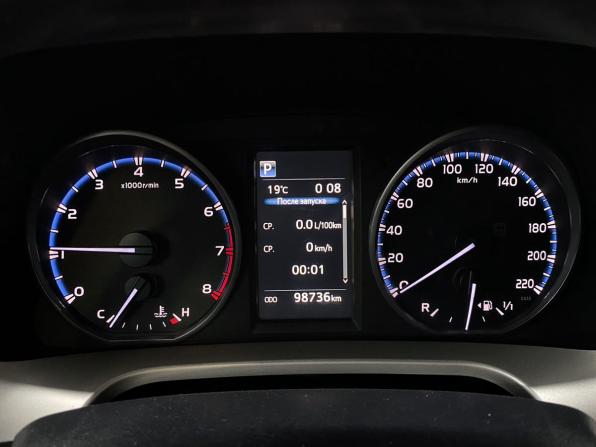 Toyota RAV4 IV (XA40) Рестайлинг с пробегом 2015 года, цена 2 218 000 рублей, 98732 км, внедорожник, Автокод Объявления