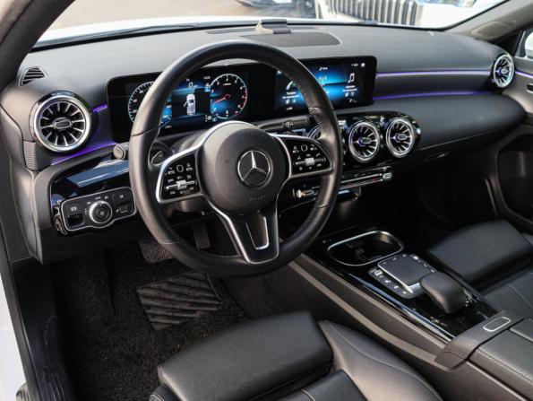 Mercedes-Benz A-Класс IV (W177) с пробегом 2021 года, цена 3 190 000 рублей, 43313 км, хэтчбек, Автокод Объявления