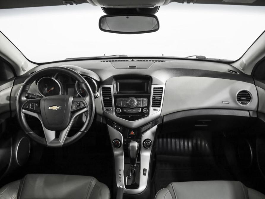 Chevrolet Cruze I Рестайлинг Санкт-Петербург  - изображение 11