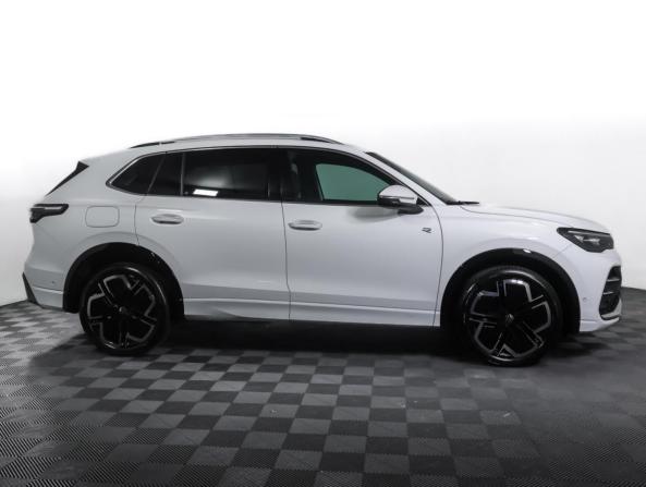Volkswagen Tiguan III (China Market) с пробегом 2024 года, цена 4 390 000 рублей, 23000 км, внедорожник, Автокод Объявления
