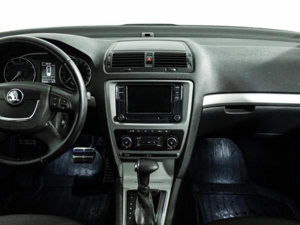 Skoda Octavia II (A5) Рестайлинг с пробегом 2010 года, цена 539 777 рублей, 273626 км, лифтбек, Автокод Объявления