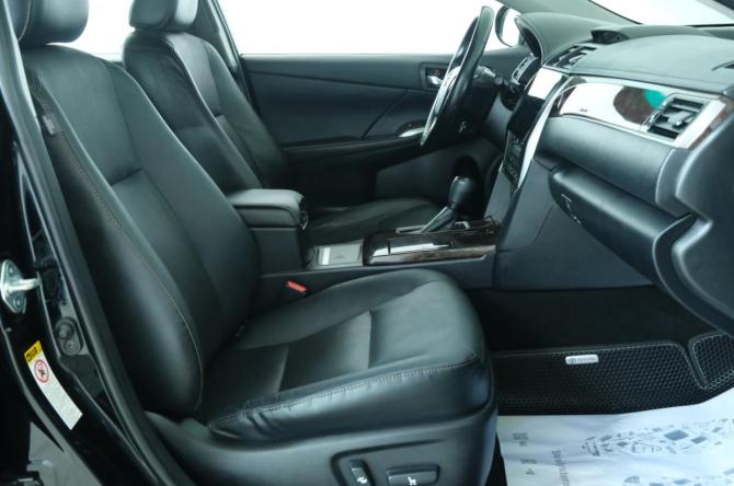 Toyota Camry VII (XV50) Рестайлинг 2 с пробегом 2017 года, цена 2 499 000 рублей, 107000 км, седан, Автокод Объявления
