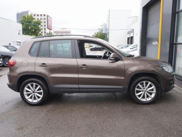 Volkswagen Tiguan I Рестайлинг с пробегом 2015 года, цена 1 563 000 рублей, 118356 км, внедорожник, Автокод Объявления