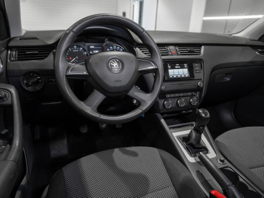 Skoda Octavia III (A7) Москва  - изображение 7