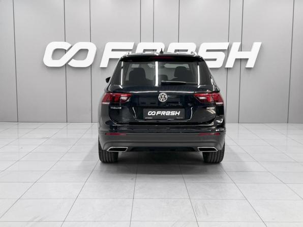 Volkswagen Tiguan II с пробегом 2021 года, цена 3 149 000 рублей, 93685 км, внедорожник, Автокод Объявления