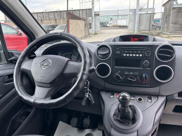 Opel Combo PCMA с пробегом 2021 года, цена 1 680 000 рублей, 85277 км, фургон, Автокод Объявления