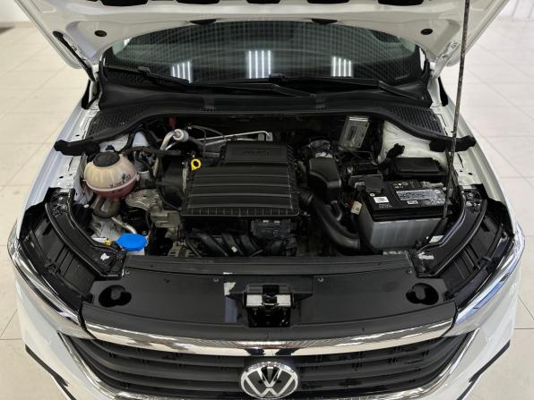 Volkswagen Polo VI с пробегом 2021 года, цена 1 460 000 рублей, 72989 км, лифтбек, Автокод Объявления