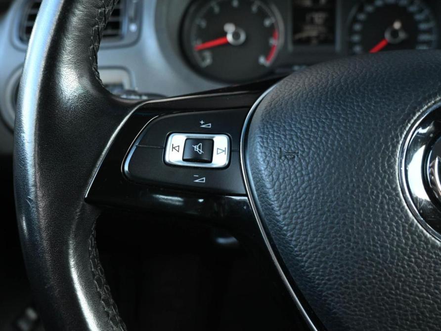 Volkswagen Polo V Рестайлинг Новороссийск  - изображение 15