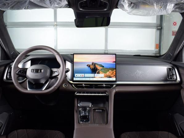 Geely Monjaro I с пробегом 2026 года, цена 4 199 995 рублей, 25 км, внедорожник, Автокод Объявления