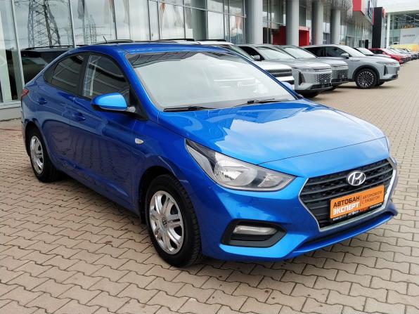 Hyundai Solaris II с пробегом 2017 года, цена 1 014 000 рублей, 171000 км, седан, Автокод Объявления