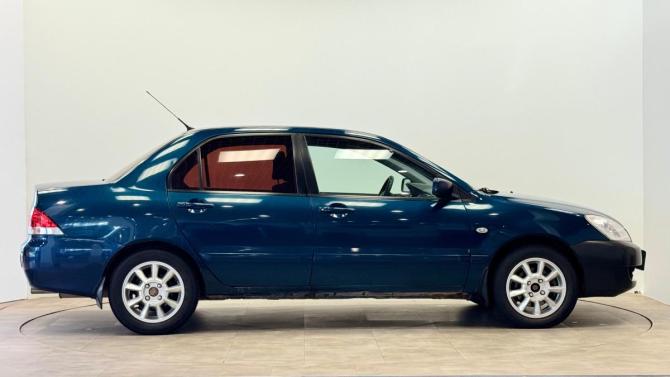 Mitsubishi Lancer IX Рестайлинг с пробегом 2009 года, цена 385 000 рублей, 292000 км, седан, Автокод Объявления
