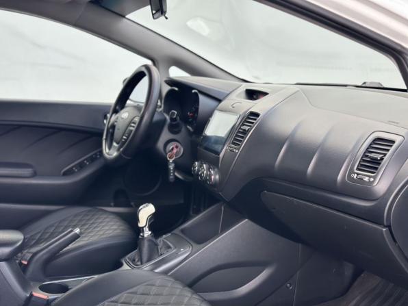 Kia Cerato III с пробегом 2015 года, цена 1 050 000 рублей, 153579 км, седан, Автокод Объявления