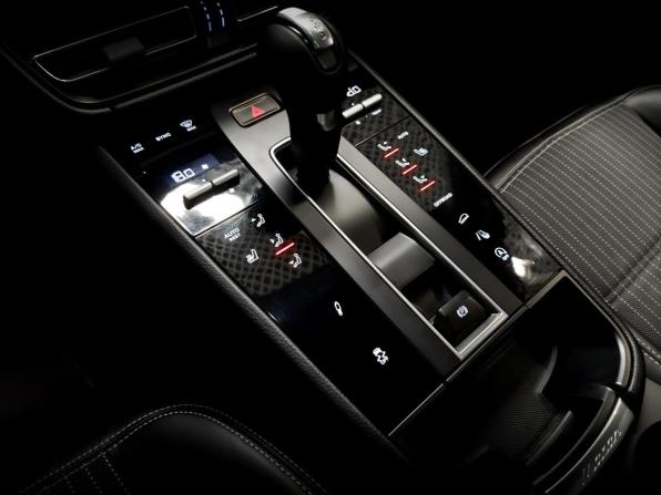 Porsche Macan I Рестайлинг 2 с пробегом 2022 года, цена 6 580 000 рублей, 72954 км, внедорожник, Автокод Объявления