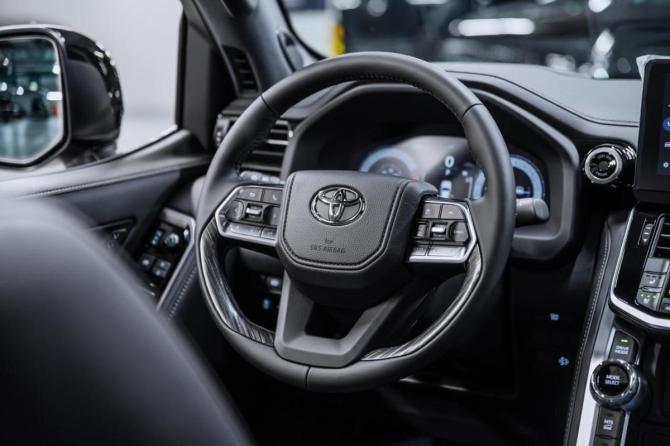 Новый Toyota Land Cruiser 300 Series 2026 года, цена 14 800 000 рублей, внедорожник, Автокод Объявления
