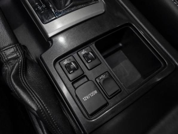 Toyota Land Cruiser Prado 150 Series Рестайлинг 1 с пробегом 2016 года, цена 3 350 000 рублей, 192968 км, внедорожник, Автокод Объявления