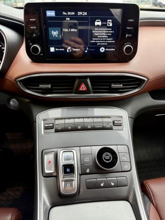 Hyundai Santa Fe IV Рестайлинг с пробегом 2022 года, цена 3 995 000 рублей, 33677 км, внедорожник, Автокод Объявления