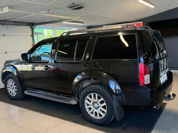 Nissan Pathfinder III с пробегом 2007 года, цена 1 023 000 рублей, 236000 км, внедорожник, Автокод Объявления
