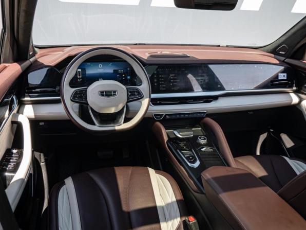 Geely Monjaro I с пробегом 2022 года, цена 2 840 000 рублей, 79003 км, внедорожник, Автокод Объявления