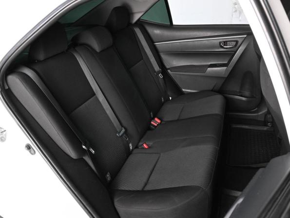 Toyota Corolla XI (E160 E170 E180) с пробегом 2015 года, цена 1 390 000 рублей, 138380 км, седан, Автокод Объявления