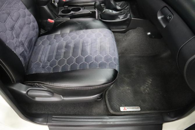 Mitsubishi L200 IV Рестайлинг с пробегом 2014 года, цена 1 525 250 рублей, 296296 км, пикап, Автокод Объявления
