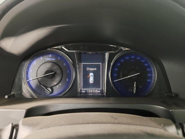 Toyota Camry VII (XV50) Рестайлинг с пробегом 2017 года, цена 1 849 000 рублей, 199386 км, седан, Автокод Объявления