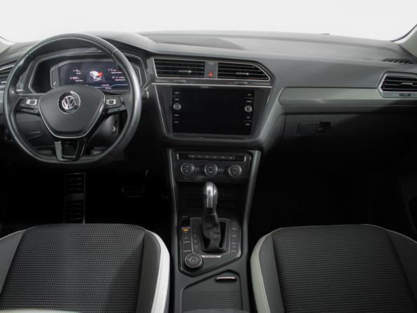 Volkswagen Tiguan II с пробегом 2019 года, цена 2 655 000 рублей, 85741 км, внедорожник, Автокод Объявления