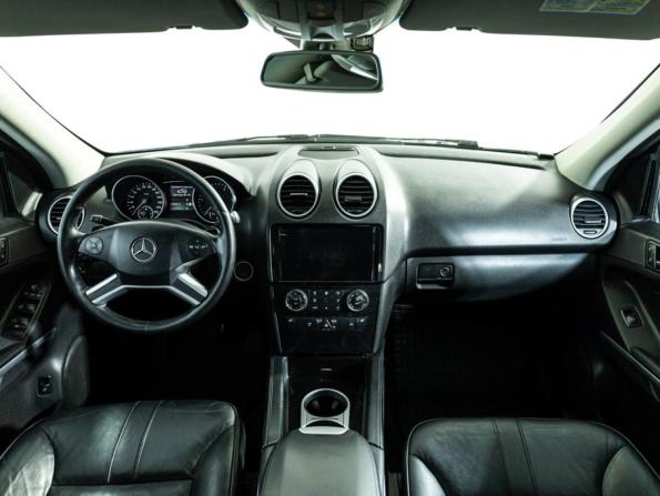 Mercedes-Benz M-Класс II (W164) Рестайлинг с пробегом 2010 года, цена 1 299 585 рублей, 252230 км, внедорожник, Автокод Объявления
