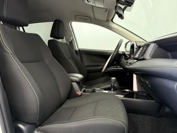 Toyota RAV4 IV (XA40) Рестайлинг с пробегом 2019 года, цена 2 775 000 рублей, 69886 км, внедорожник, Автокод Объявления