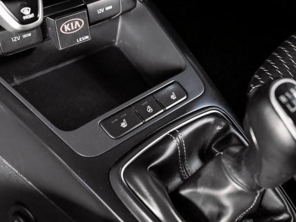 Kia Rio IV с пробегом 2018 года, цена 1 500 000 рублей, 104375 км, хэтчбек, Автокод Объявления
