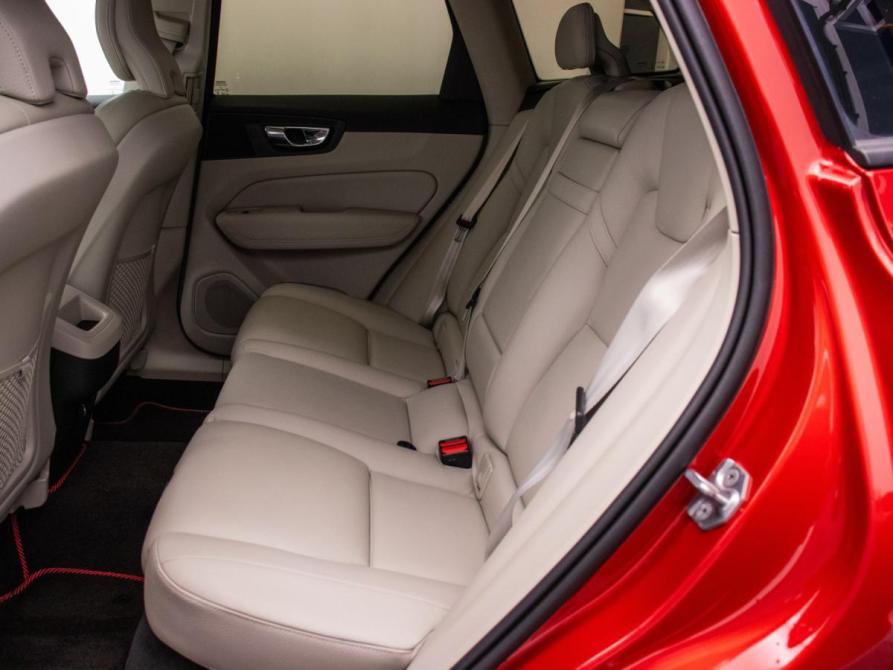 Volvo XC60 II Москва  - изображение 12