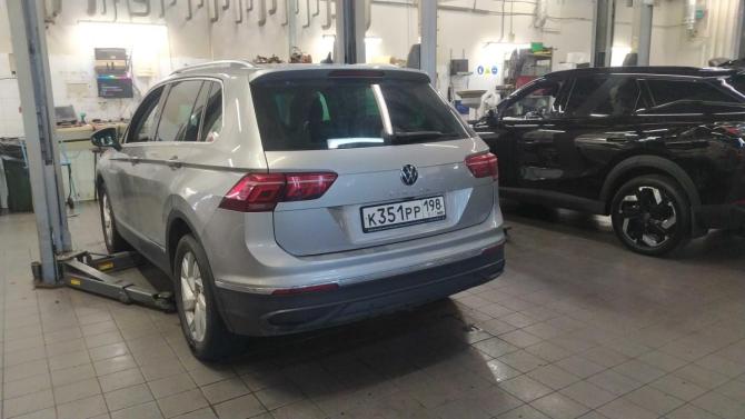 Volkswagen Tiguan II Рестайлинг с пробегом 2021 года, цена 2 350 000 рублей, 116984 км, внедорожник, Автокод Объявления