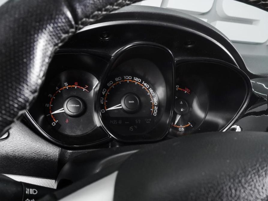 Lada (ВАЗ) Vesta I Ростов-на-Дону  - изображение 16