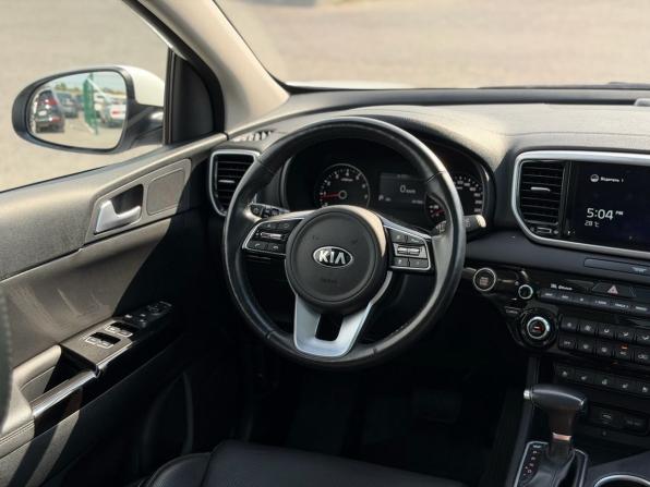 Kia Sportage IV Рестайлинг с пробегом 2021 года, цена 3 395 000 рублей, 41400 км, внедорожник, Автокод Объявления